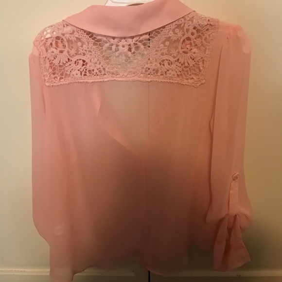 Pink blouse - Picture 2 of 2